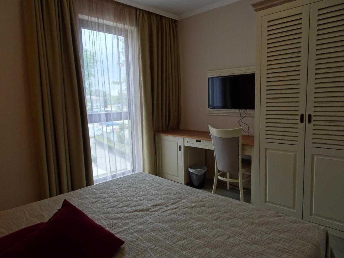 Private Apartments In White Rock Castle Балчик Екстериор снимка