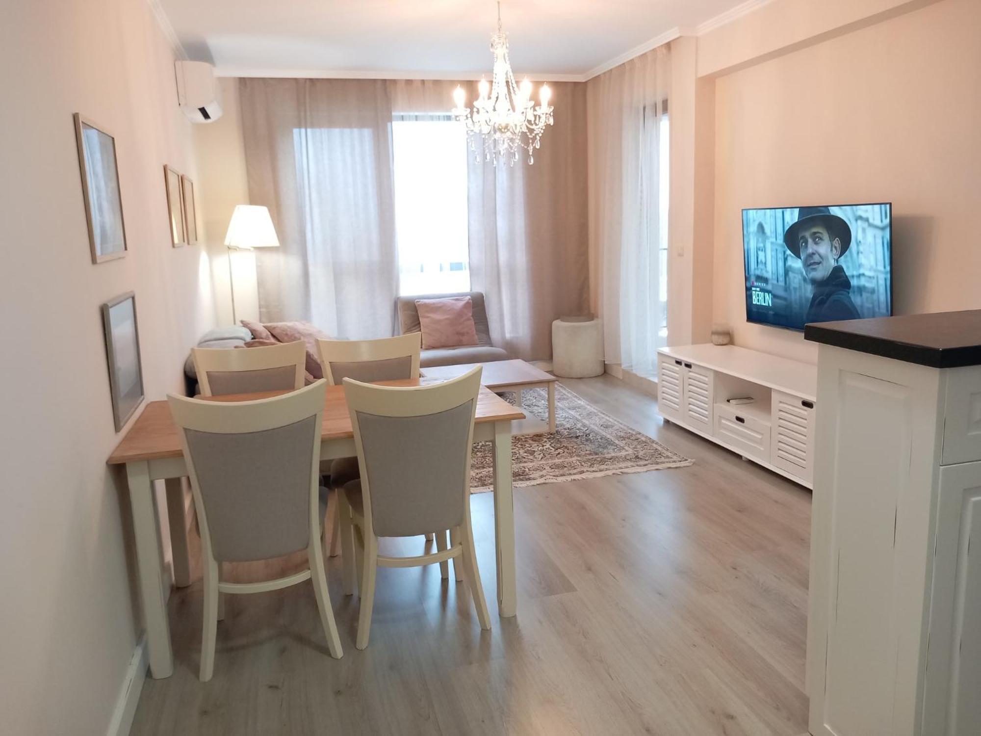 Private Apartments In White Rock Castle Балчик Екстериор снимка